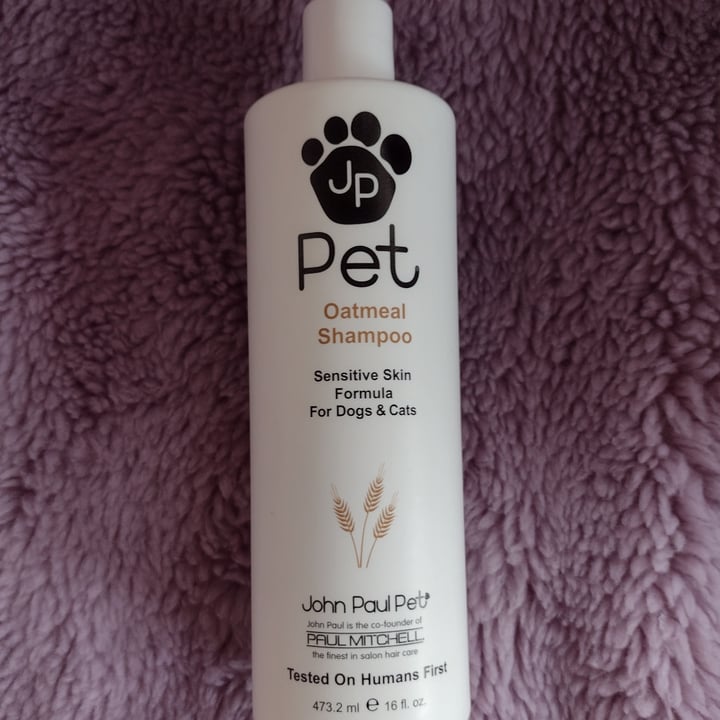 John Paul Pet Oatmeal Shampoo Review abillion