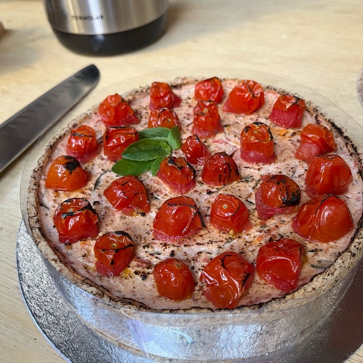 photo of JACA BÔ-AH Quiche De Tomate Confit shared by @humantay on  08 Jul 2022 - review