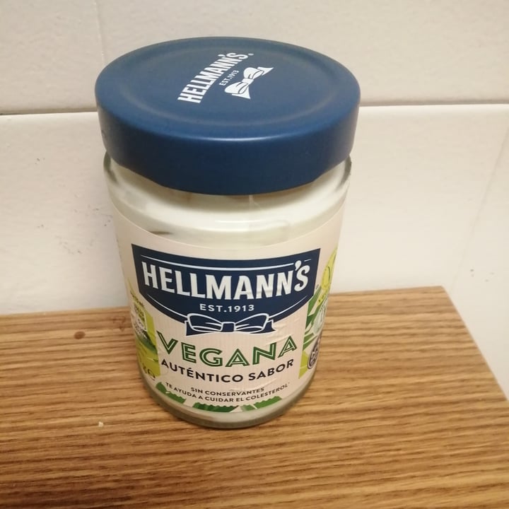 review photo of Hellmann’s Maionese Vegana shared by @xandavegan on 15 Apr 2022 - review