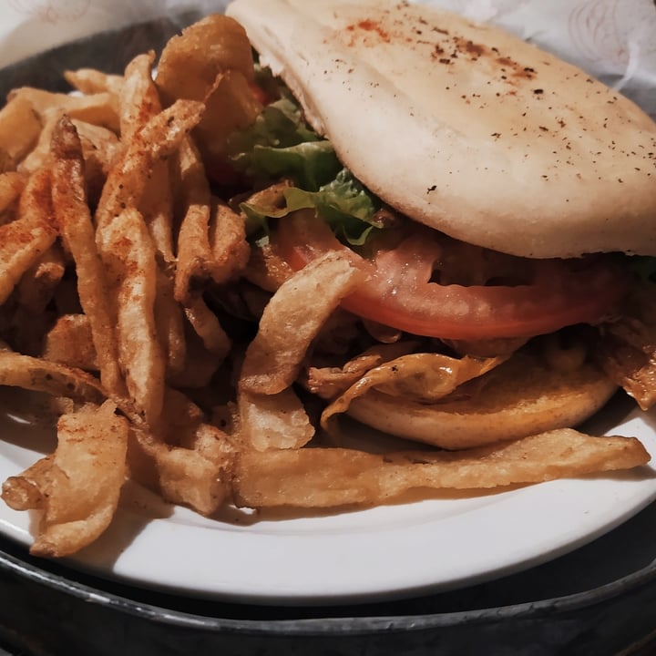 photo of SHIPIBO Bistro Amazonico Sándwich bacco shared by @arabellamar on  17 Mar 2021 - review