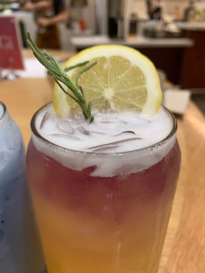 photo of Life Alive Organic Cafe Lavender lemonade shared by @aestheticallyadventurous on  03 Apr 2019 - review