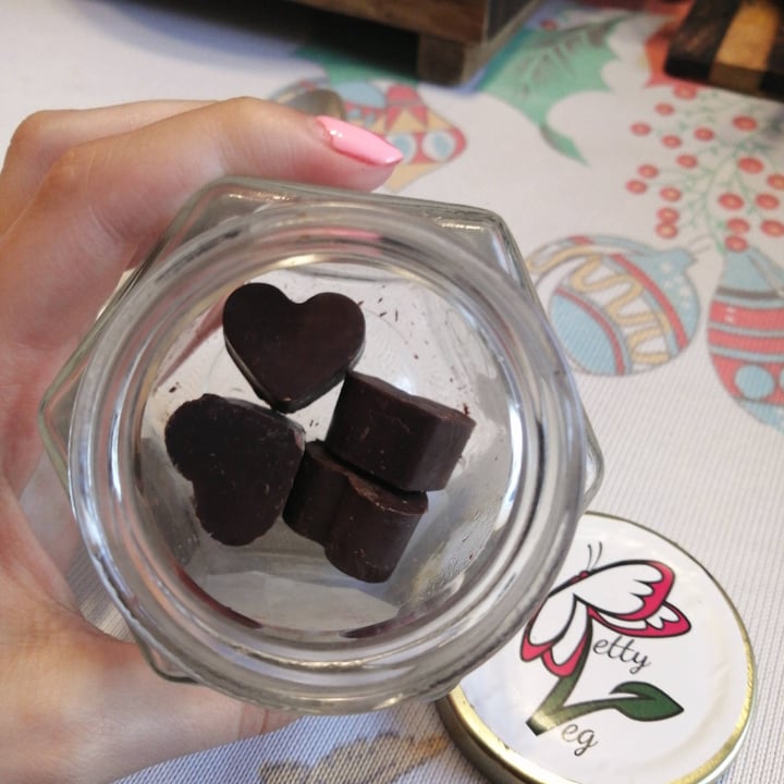 photo of bettyveg chocolate shared by @berenicehv99 on  01 Feb 2021 - review