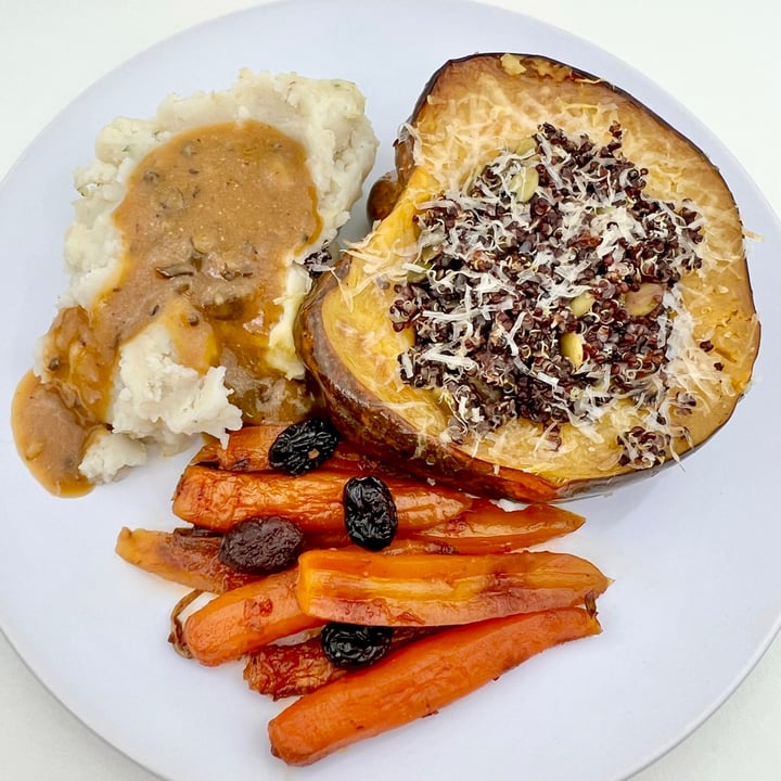 review photo of Happy Day Juice Co. Happy Holiday Meal shared by @pdxveg on 26 Dec 2021 - review