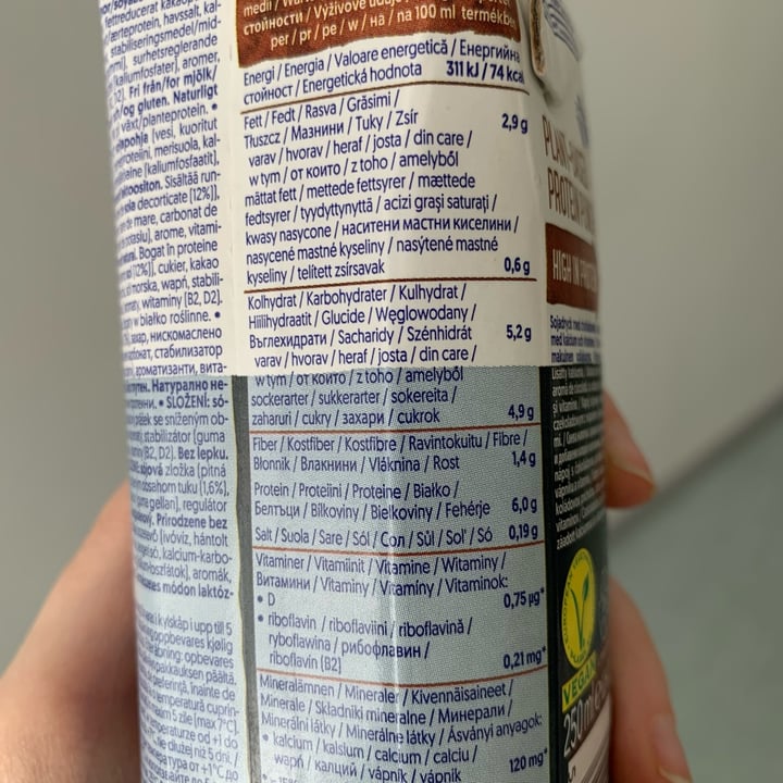 review photo of Alpro Plant Protein 50g Chocolate shared by @yolkyb on 20 Mar 2022 - review