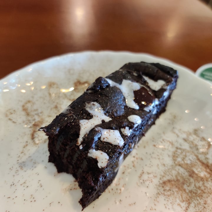 photo of The Moon Chocolate brownie shared by @fourdollars on  15 Aug 2021 - review