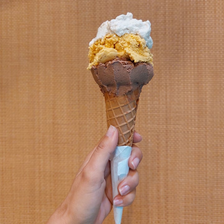 photo of OUT OF THE BOX (C.so Lodi) Gelato raw shared by @monja on  06 Jul 2022 - review