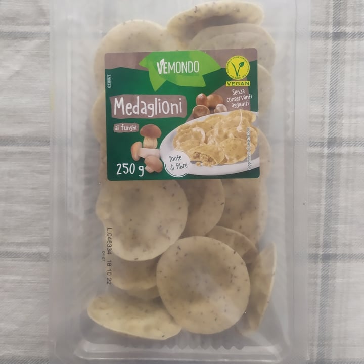 review photo of Vemondo Medaglioni ai Funghi shared by @caderefelici on 01 Sep 2022 - review