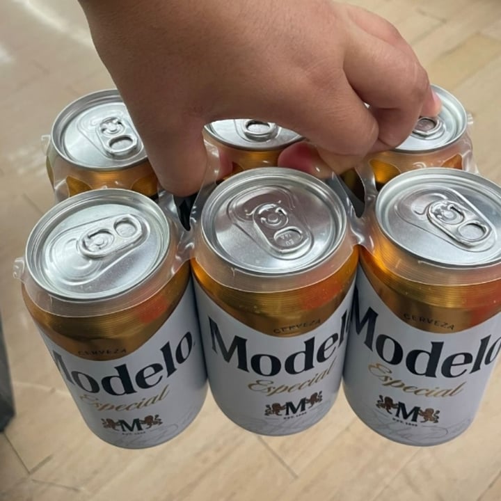 photo of Grupo Modelo Six Pac Modelo shared by @yessimayorga1 on  24 Jun 2022 - review