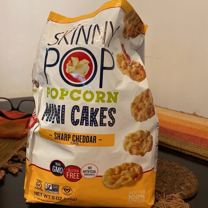 photo of Skinny Pop Popcorn Mini Cakes Sharp Cheddar Flavor shared by @pkravetz1278 on  27 Jun 2021 - review