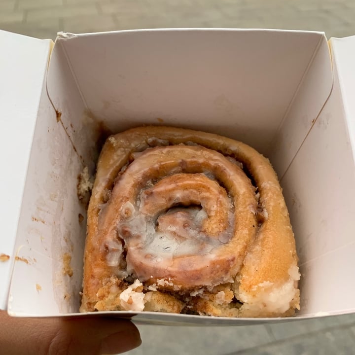 photo of Demasié Cinnamon Roll shared by @cristinagamero on  14 Sep 2021 - review