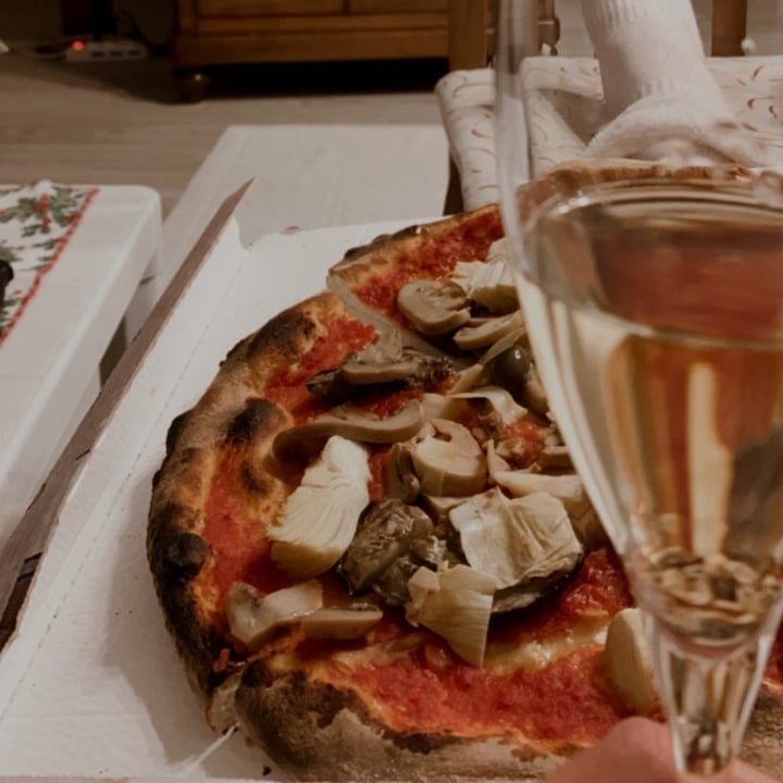 review photo of Ristorante la Rampa pizza vegana con melanzane, carciofi, olive e funghi shared by @greenforourplanet on 20 Nov 2022 - review