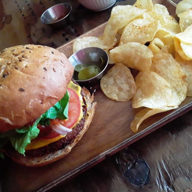 Photo of the dish “Hamburguesa Clasica”
