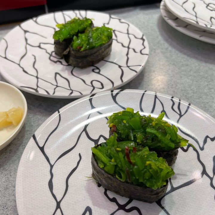 review photo of Sushi Express Wakame Sushi shared by @mehmehrene on 16 Sep 2022 - review