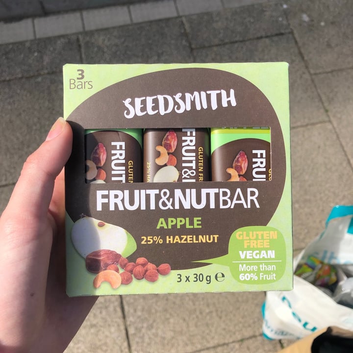 photo of Seedsmith apple and hazlenut bar shared by @miaascott on  09 Jun 2021 - review