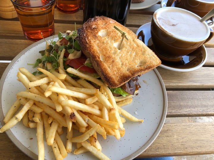 photo of CRUX The Crux shared by @gkellyba on  08 Sep 2019 - review