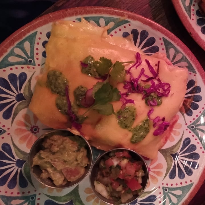 photo of The Fat Cactus Gardens Bean Enchiladas with vegan cheese shared by @tamaranne on  19 Oct 2020 - review