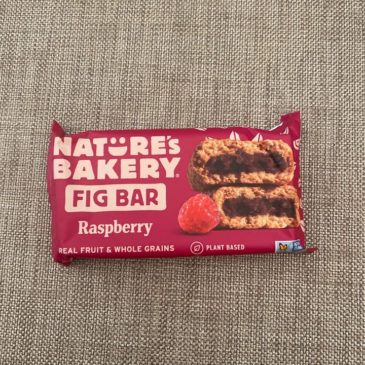 review photo of Nature's Bakery Fig Bar Raspberry shared by @dlewis86015 on 09 Oct 2020 - review