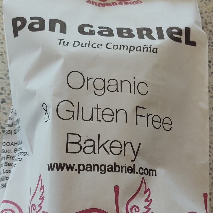 review photo of Pan Gabriel Pan de caja shared by @cecirojas on 10 Apr 2022 - review