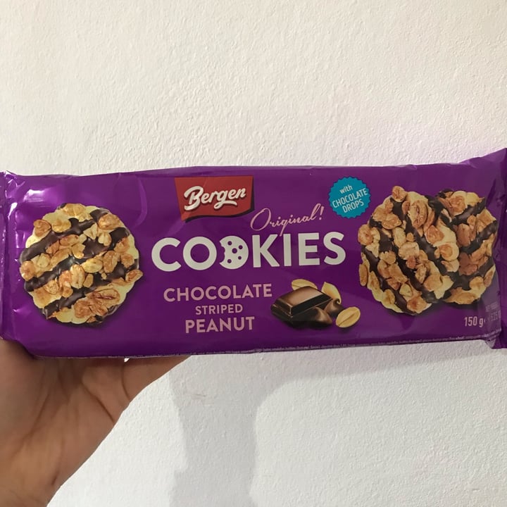 photo of Bergen Cookies with chocolate striped peanuts shared by @vegvale93 on  16 Apr 2022 - review