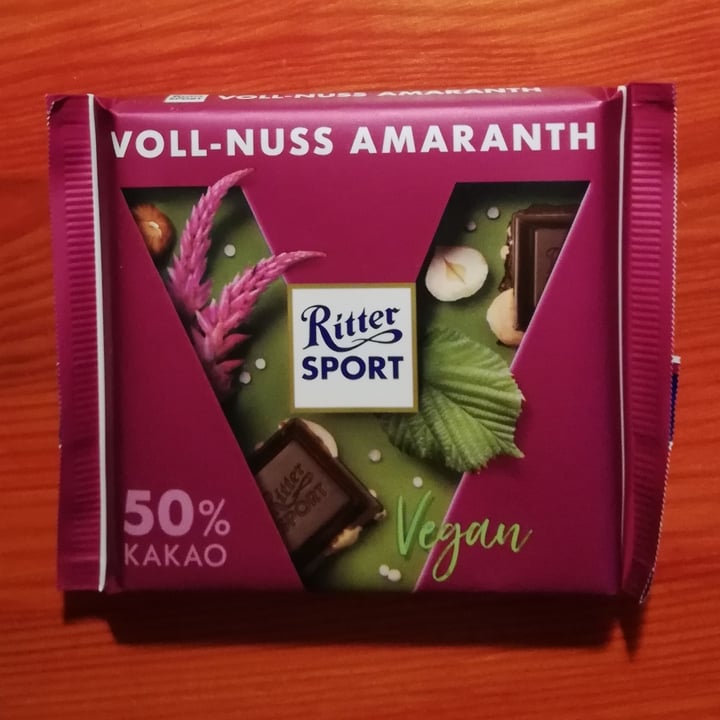 photo of Ritter Sport Voll-Nuss Amaranth shared by @heyimvegan on  29 Jul 2021 - review
