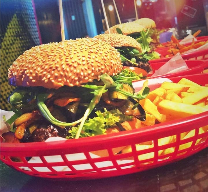 review photo of Burgers Berlin All American Vegan Burger with sides shared by @theavocado on 31 Mar 2020 - review
