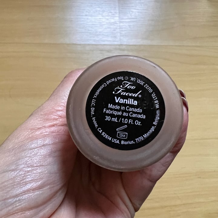 photo of Too Faced Born This Way Foundation shared by @julianamda2107 on  01 May 2022 - review