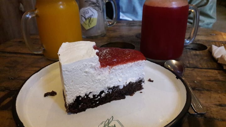 review photo of Estilo Veggie Torta De Frutos Rojos shared by @barbiex on 08 Oct 2019 - review