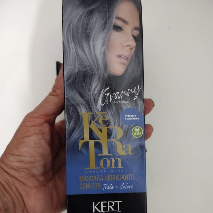photo of Kert Profissional máscara hidratante com cor shared by @vidi on  22 Jul 2022 - review