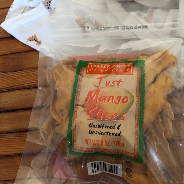 photo of Trader Joe's Just Mango Slices shared by @syph0n6 on  27 Jun 2021 - review