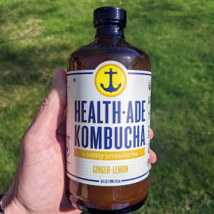 photo of Health-Ade Ginger lemon kombucha shared by @mikewestcott on  22 Apr 2021 - review