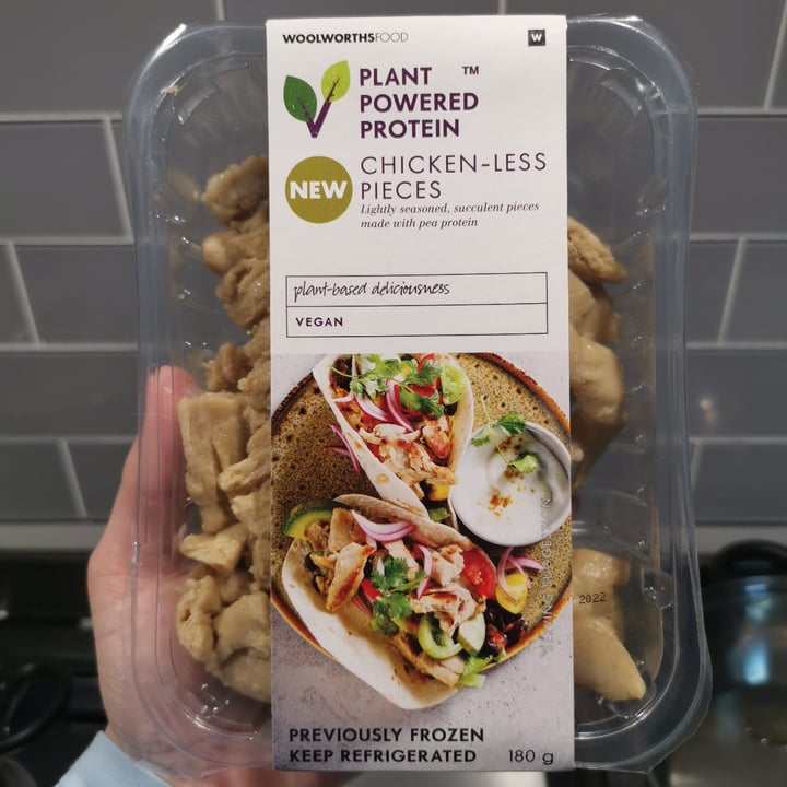 review photo of Woolworths Food Plant powered protein chicken-less pieces shared by @jacqsv on 05 Oct 2022 - review