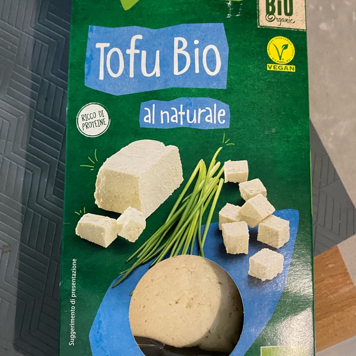 photo of Vemondo Tofu Bio al naturale shared by @luisona on  29 Mar 2022 - review