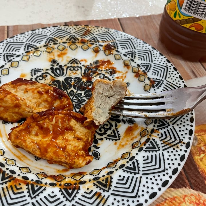 photo of Gardein Sweet and Tangy Barbecue Wings shared by @danielamorgan on  21 Nov 2021 - review