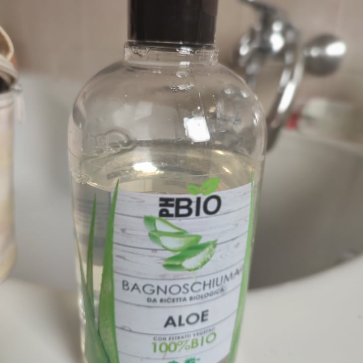 photo of Bio+ The deck Bagnoschiuma Bio Aloe shared by @naturopatainfamiglia on  30 Mar 2022 - review