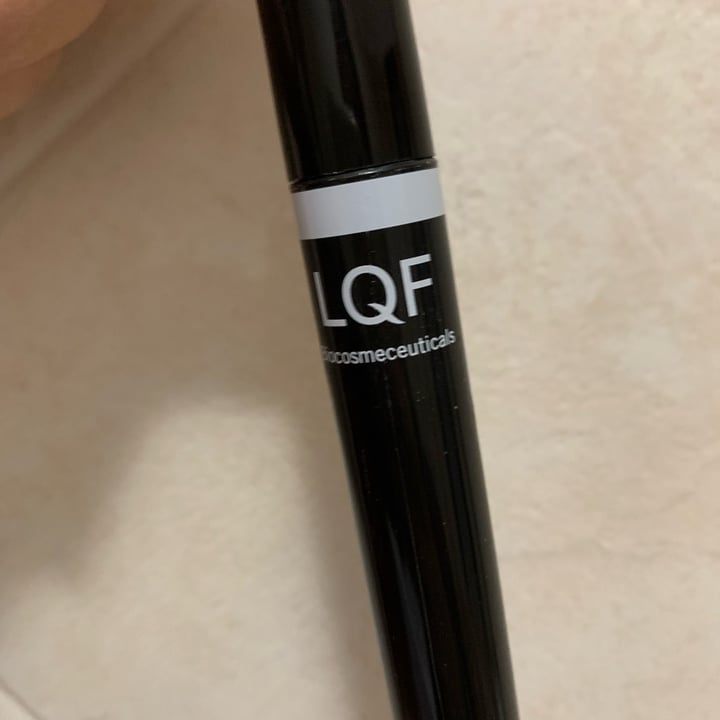 review photo of Liquidflora Mascara biologico panorama effect 9in1 shared by @viviinmovimento on 26 Mar 2022 - review