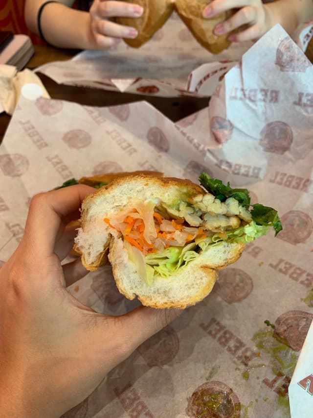 Foto do prato “DIY Sandwich”