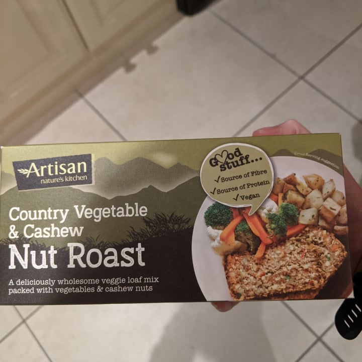 photo of Artisan nature's kitchen Country Vegetable & Cashew Nut Roast shared by @irishveganjo on  20 Sep 2021 - review
