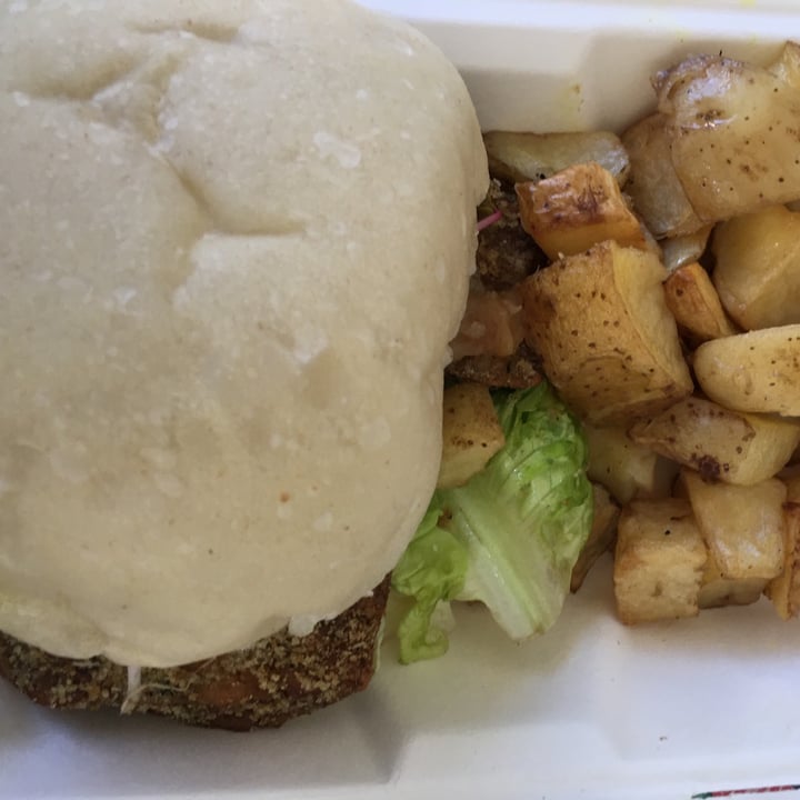 photo of Estilo Veggie Hamburguesa Gran Crispy shared by @majonietolamas on  17 Nov 2020 - review