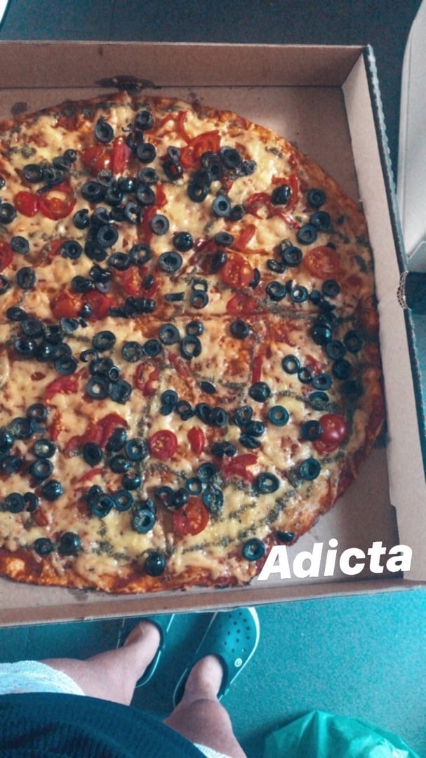 review photo of Central Pizza Estación Manuel Montt Pizza shared by @coloaguayo on 29 Mar 2020 - review
