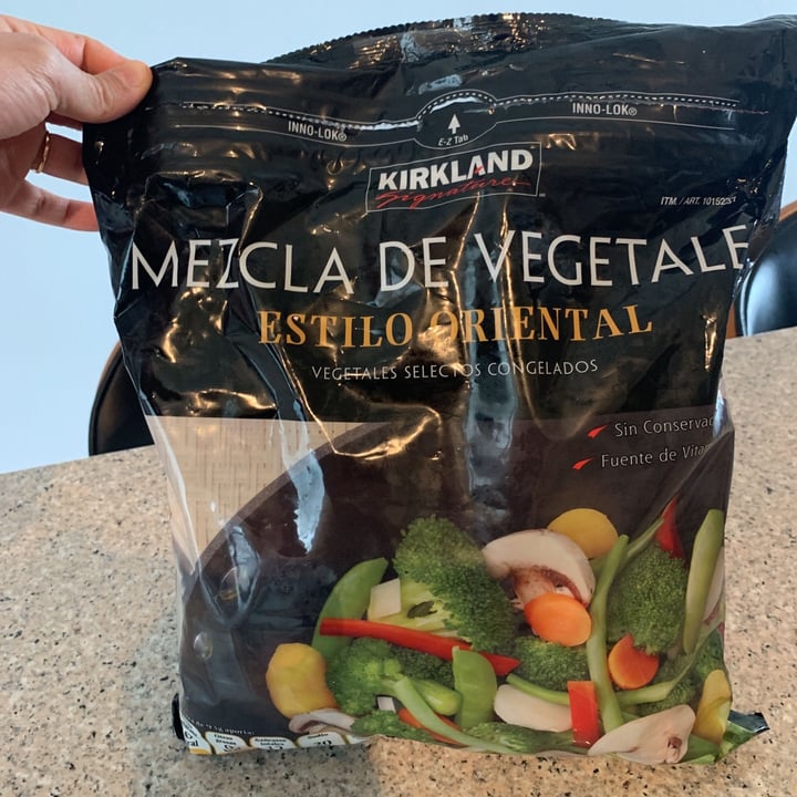 photo of Kirkland Signature Mezcla de vegetales orientales shared by @fernandasierra on  11 Feb 2021 - review