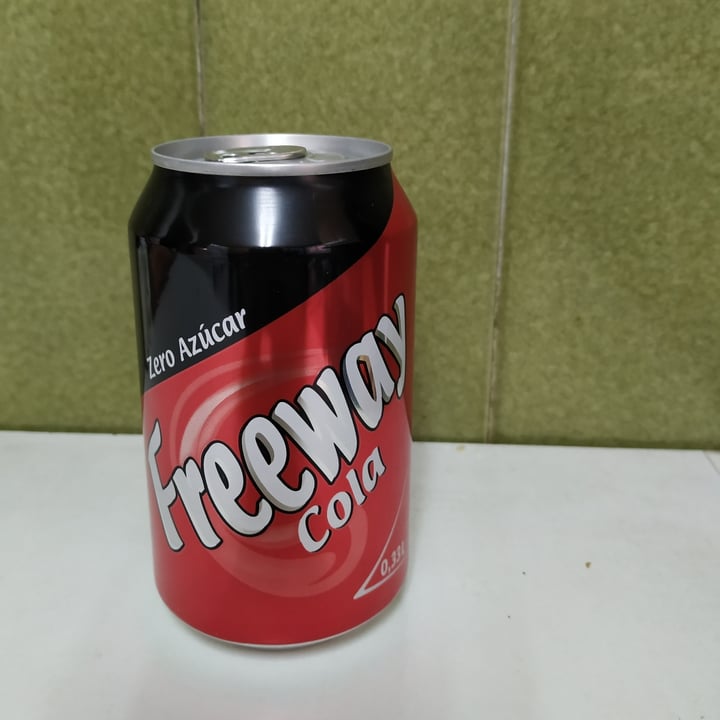 photo of Freeway Freeway Cola Zero shared by @ditovegan on  28 Oct 2021 - review