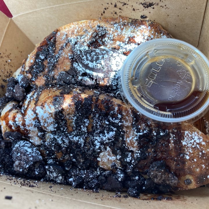 photo of Vegan Gator Food Truck Oreo French Toast shared by @sharsid94 on  14 Nov 2022 - review