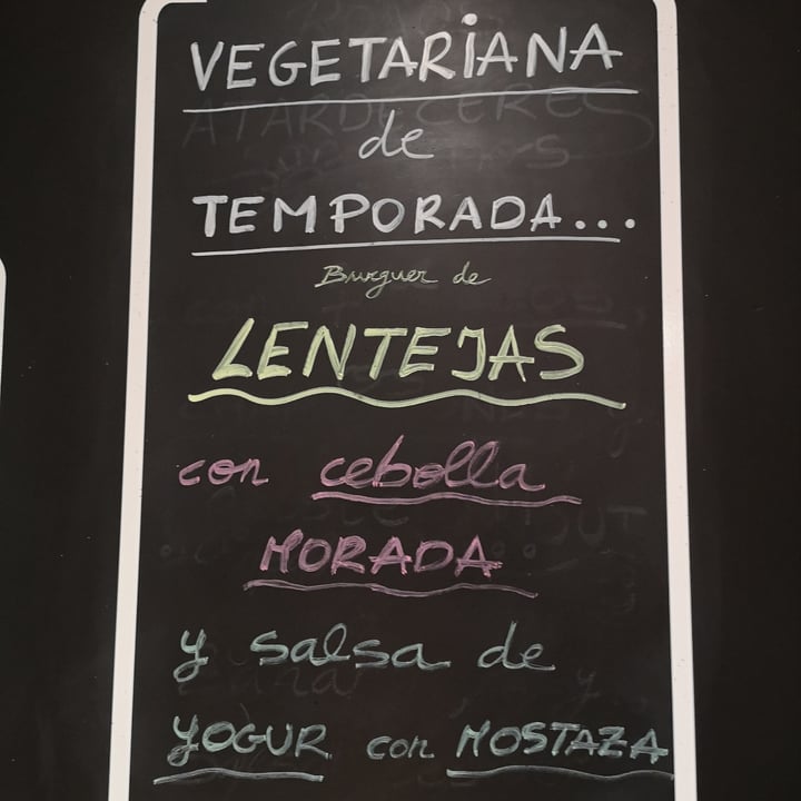 review photo of BAR MACEIRA Hamburguesa shared by @crispichu on 30 Sep 2020 - review