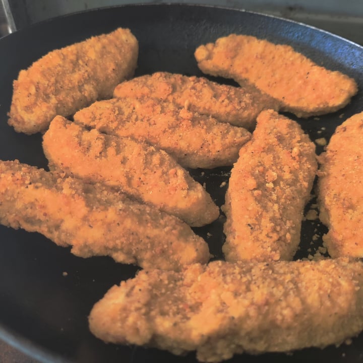 photo of Gardein Ultimate chick'n Tenders shared by @earthhome on  24 Jan 2022 - review