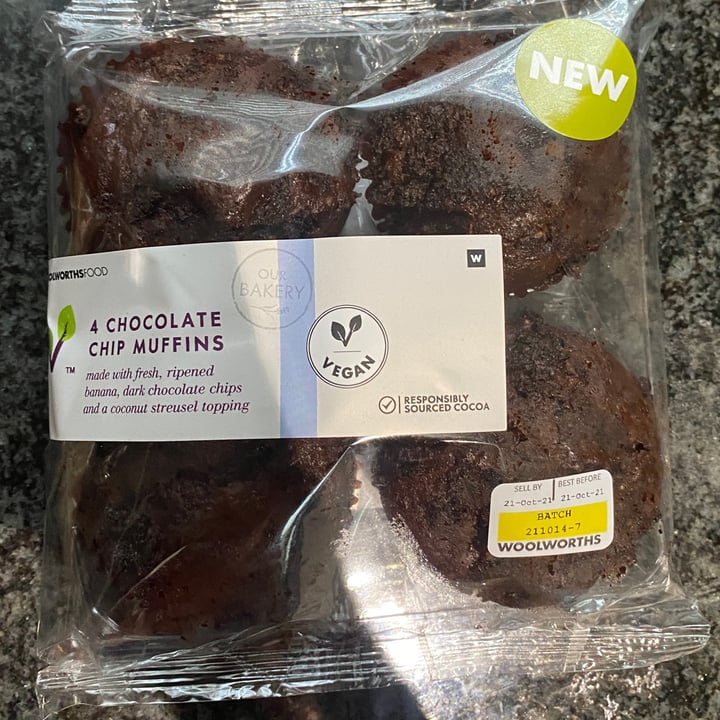 photo of Woolworths Food Chocolate chip muffins shared by @thehestermans on  24 Oct 2021 - review