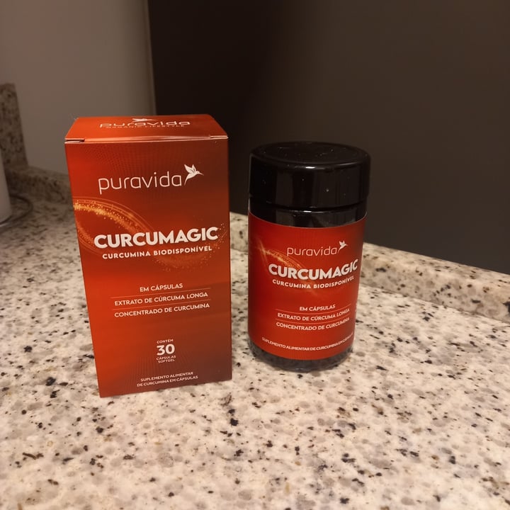 review photo of Puravida Curcumagic shared by @cibellepassos on 03 May 2022 - review