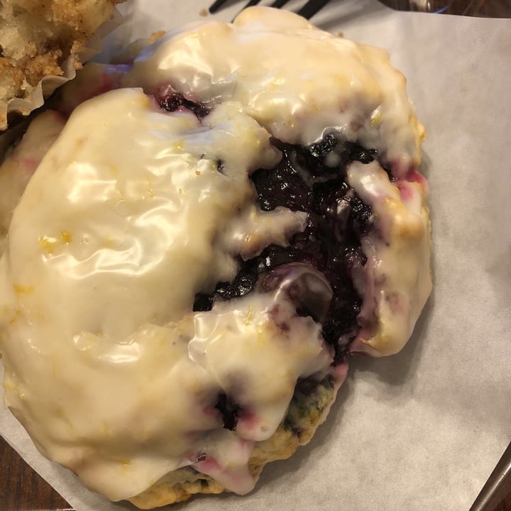 photo of The Kind Bean Blueberry Lemon Scone shared by @mickanical on  27 Sep 2021 - review