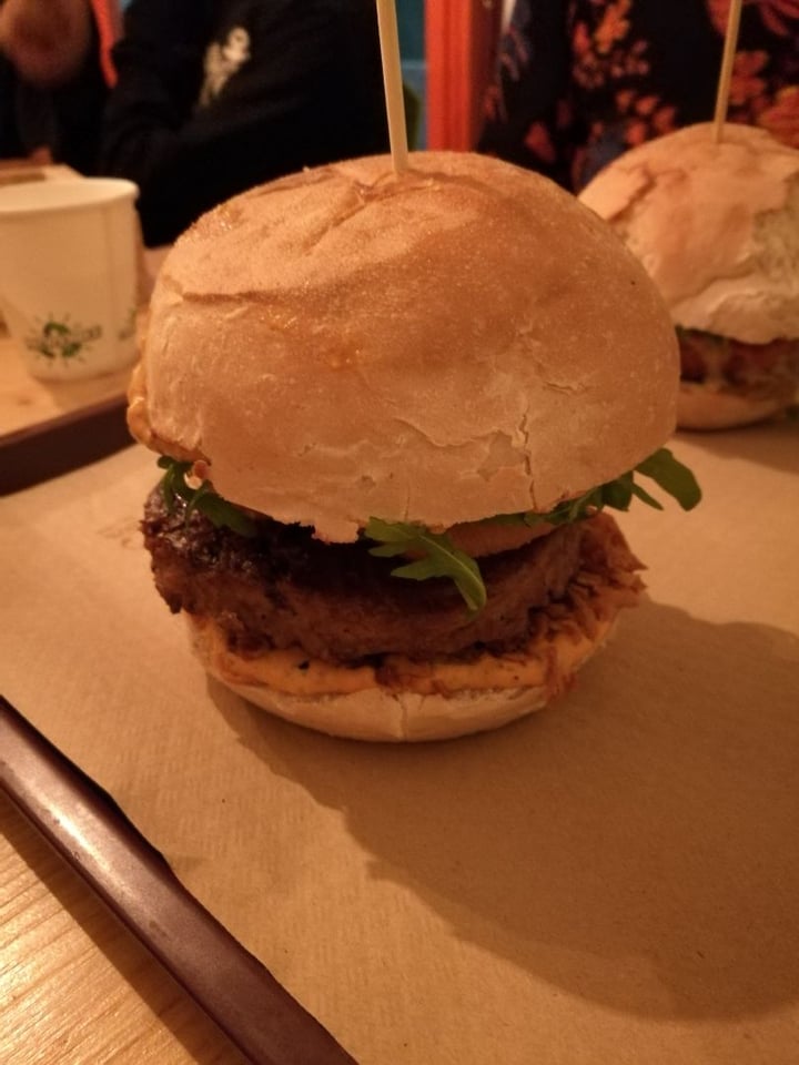 review photo of Vegan Queen Charrúa shared by @ferlznn on 20 Oct 2019 - review