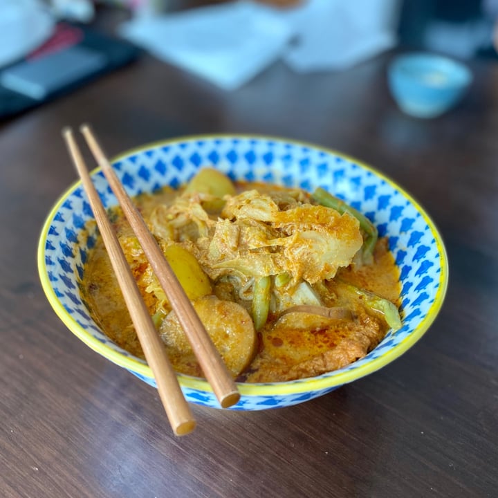 photo of Real Food Curry Soup Noodles shared by @vikas on  18 Jun 2020 - review