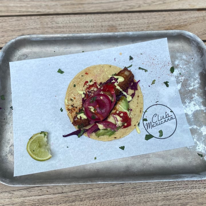 photo of Club Mexicana Fried Chicken Taco shared by @knorthway on  26 Sep 2022 - review
